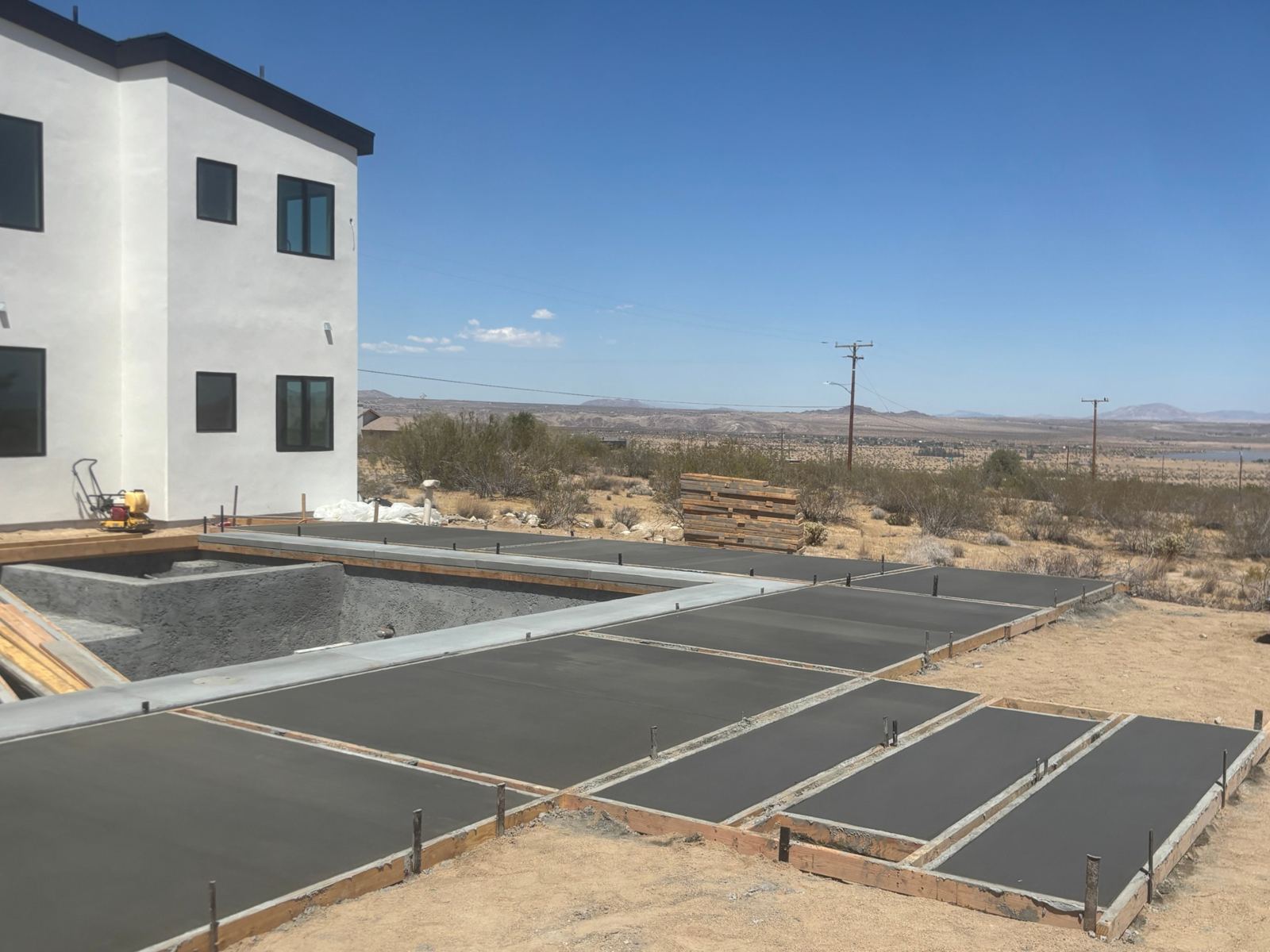 Pool deck pour by Dig Deep Concrete